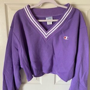 Cropped Champion Sweatshirt